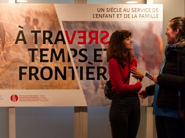 Collaboration À travers temps et frontières